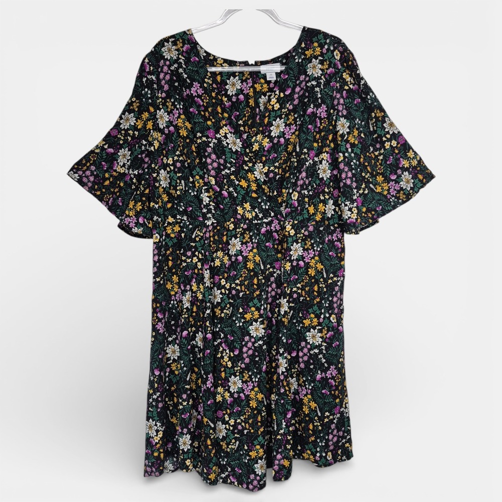 Old‎ Navy Floral V-Neck Fit and Flare Dress Black Wildflower Rayon 2X Plus